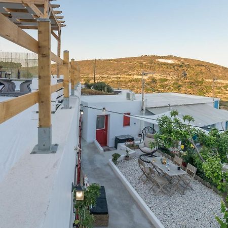 Milos Guesthouse Triovasálos Zewnętrze zdjęcie